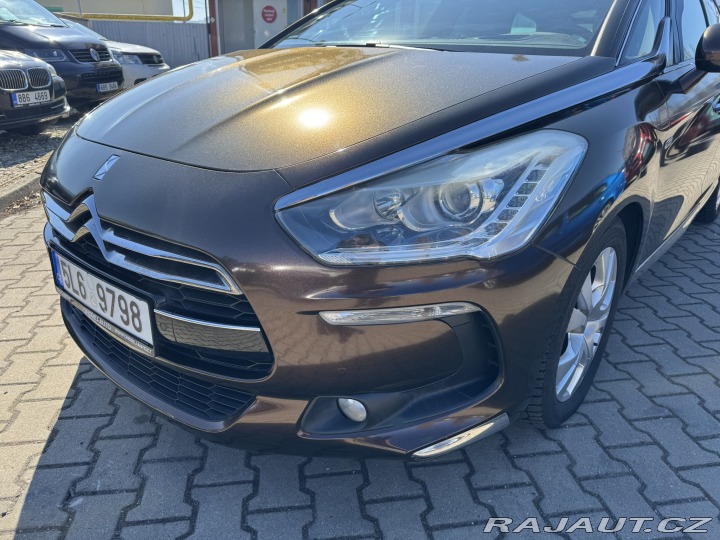 Citroën DS5 HYBRID 2,0D 120 KW STK 2013