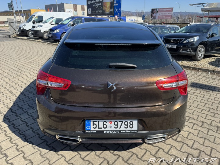 Citroën DS5 HYBRID 2,0D 120 KW STK 2013