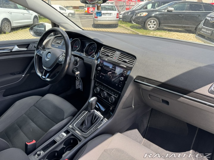 Volkswagen Golf DSG 1,6 85 KW 2 MAJ CZ 2018
