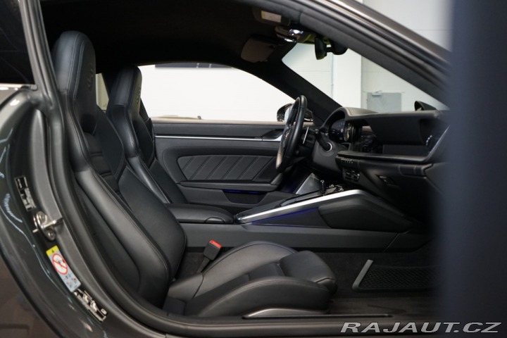 Porsche 911 992*TURBO S*CARBON*PCCB*P 2021