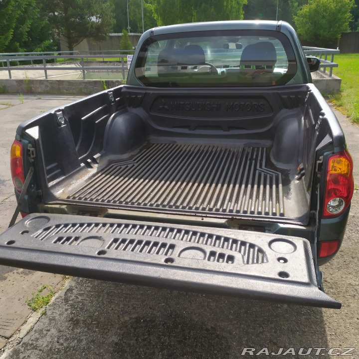 Mitsubishi L200 4D56 2012