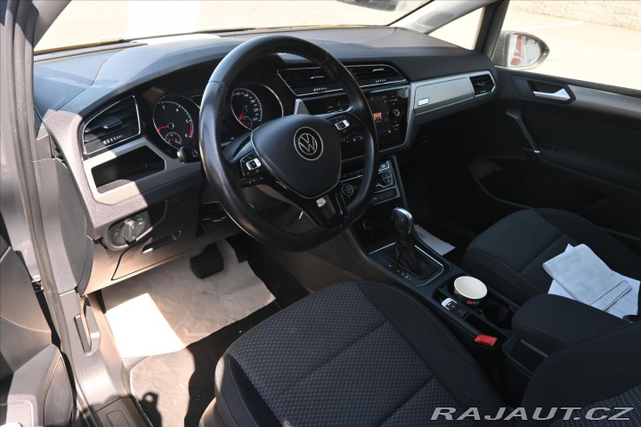 Volkswagen Touran 2,0 TDi 110kW DSG 7Míst C 2021