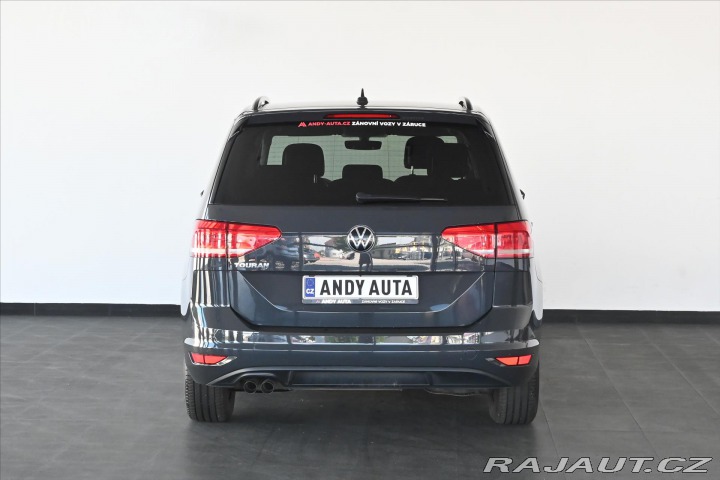 Volkswagen Touran 2,0 TDi 110 kW DSG 7/Míst 2021