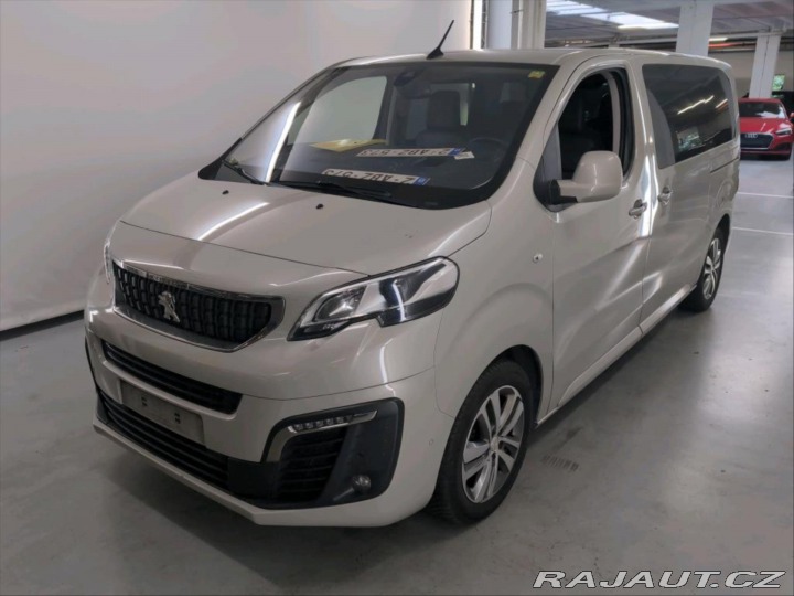 Peugeot Traveller 2,0 HDI 106 kW 7/MÍST VŮZ 2021