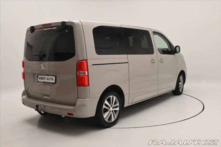 Peugeot Traveller 2,0 BlueHDi 106kW 7/MÍST 2021