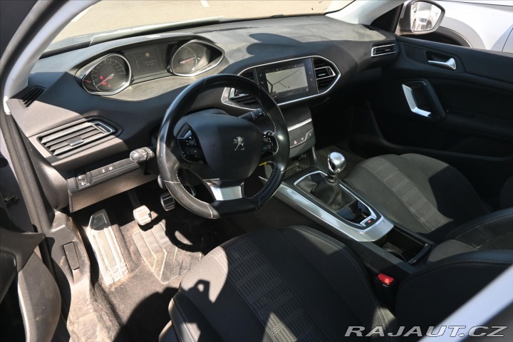 Peugeot 308 1,5 BlueHDi SW 96kW VŮZ P 2020