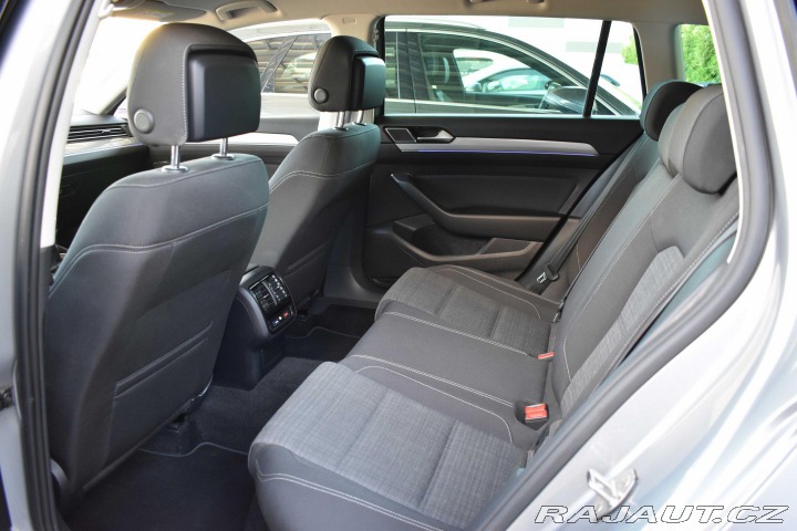 Volkswagen Passat 2.0 TDI 110kW TAŽNÉ*KAMER 2021
