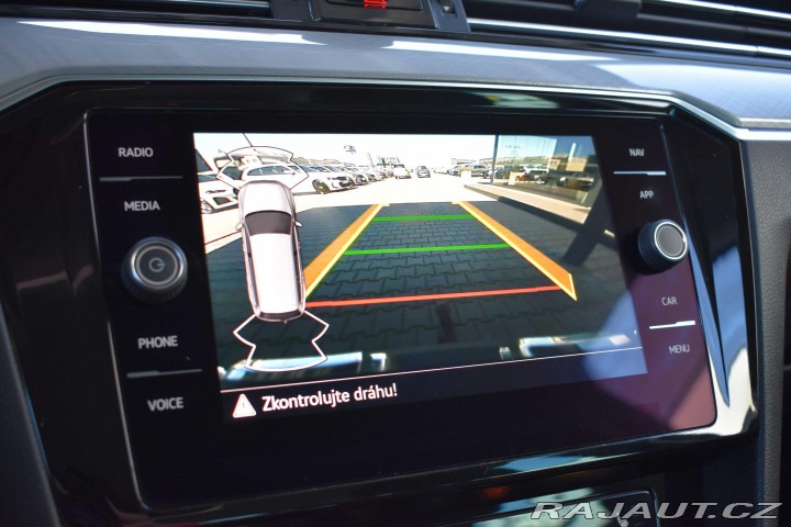 Volkswagen Passat 2.0 TDI 110kW TAŽNÉ*KAMER 2021