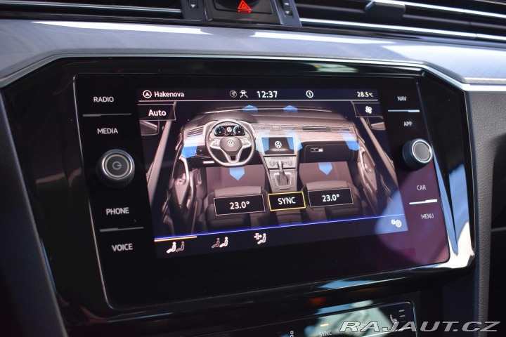 Volkswagen Passat 2.0 TDI 110kW TAŽNÉ*KAMER 2021