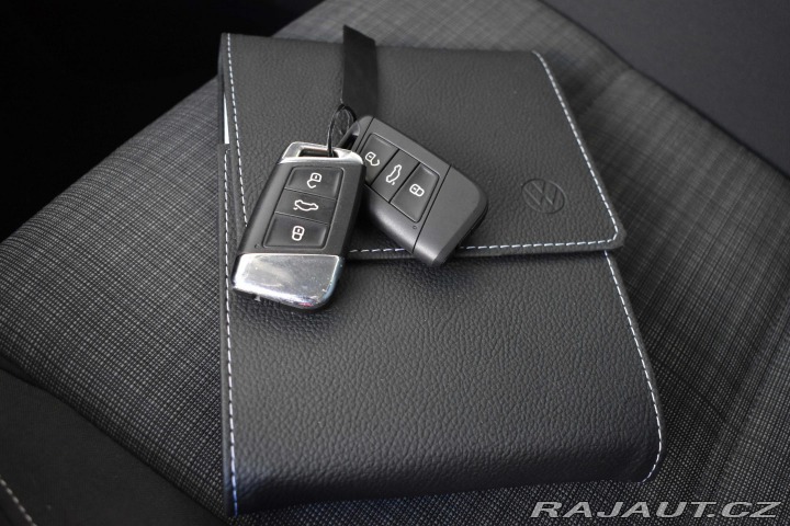 Volkswagen Passat 2.0 TDI 110kW TAŽNÉ*KAMER 2021