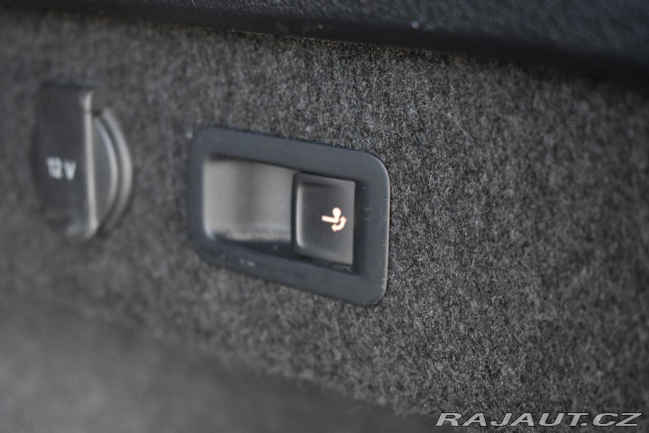 Volkswagen Passat 2.0 TDI 110kW TAŽNÉ*KAMER 2021