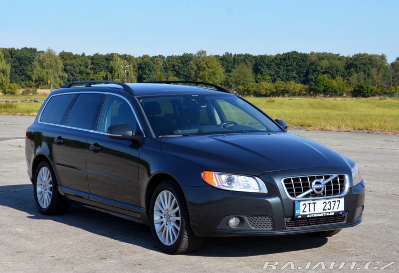 Volvo V70 Bi-Fuel 2.0T 157 kW, benz