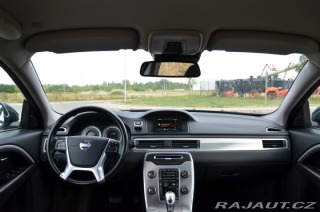 Volvo V70 Bi-Fuel 2.0T 157 kW, benz 2012