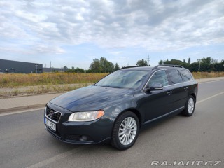 Volvo V70 Bi-Fuel 2.0T 157 kW, benz 2012