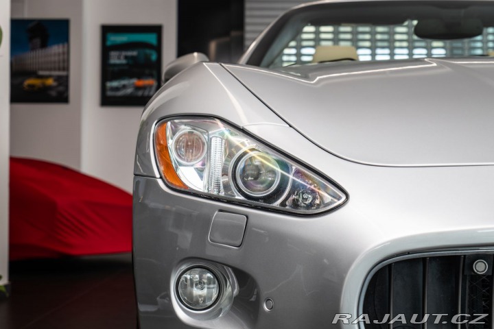 Maserati GranCabrio  1800