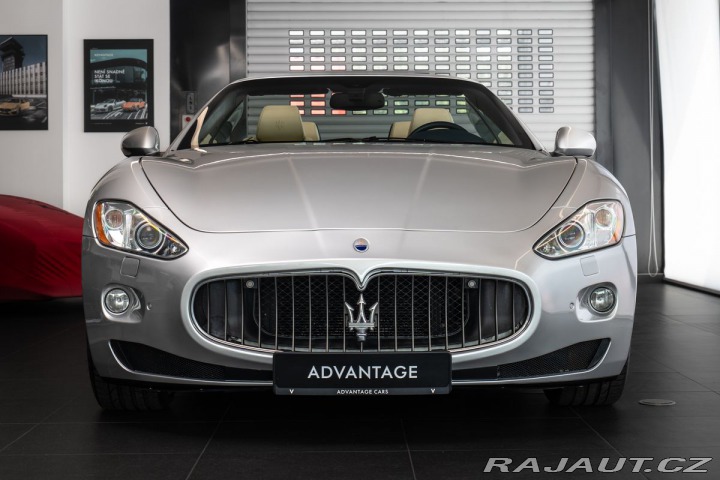 Maserati GranCabrio  2010