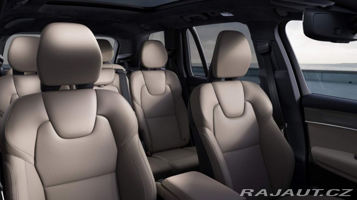 Volvo XC90 B5 2.0L 250+14k AT8 AWD U 2025