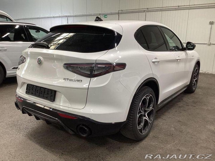 Alfa Romeo Stelvio 154kW Veloce AT8 Připravu 2024