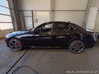 Alfa Romeo Giulia 2.0 Turbo 16V 206kW AT8-Q 2024