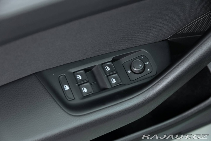 Volkswagen Passat Variant 2.0 TDI Elegance 2022
