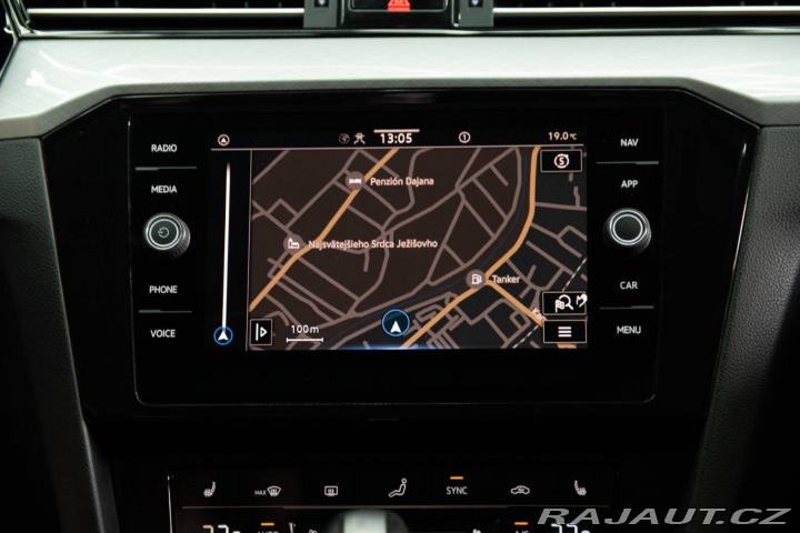 Volkswagen Passat Variant 2.0 TDI Elegance 2022