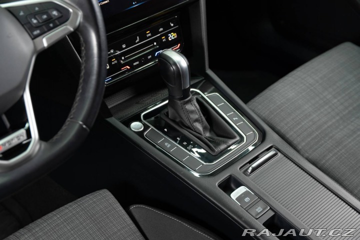 Volkswagen Passat Variant 2.0 TDI Elegance 2022