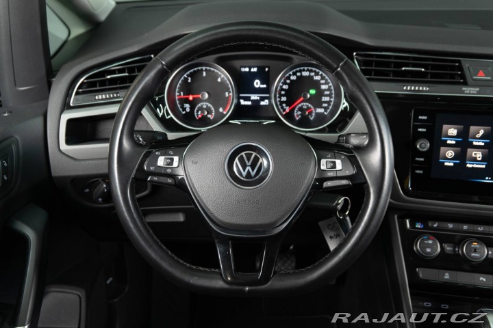 Volkswagen Touran 2.0 TDI SCR 150k Highlin 2022