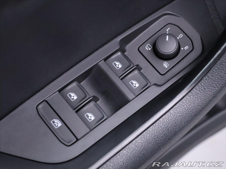 Škoda Karoq 2,0 TDI 4x4 DSG Sportline 2022