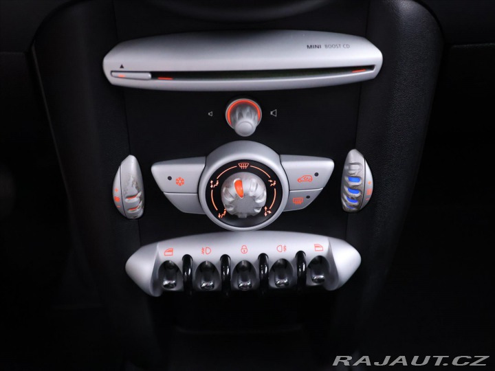 Mini One 1,4 i 70kW Klimatizace 1 2008