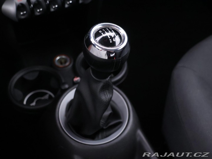 Mini One 1,4 i 70kW Klimatizace 1 2008