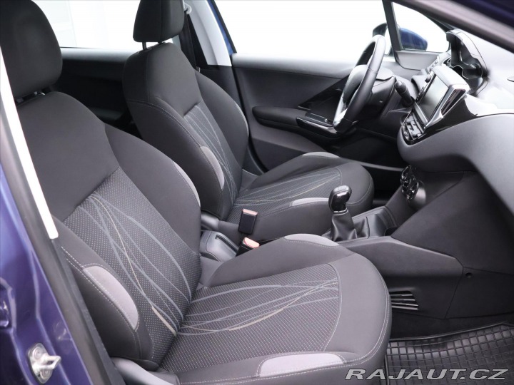Peugeot 208 1,2 PT 60kW CZ Active Kli 2014