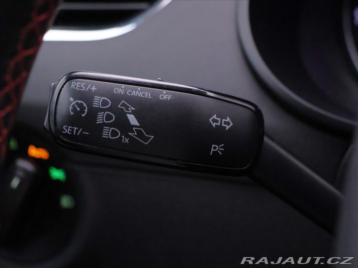 Škoda Octavia 2,0 TSI RS 162kW Xenon Ků 2013