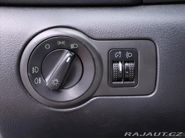 Škoda Octavia 2,0 i 85kW CZ Elegance 2003