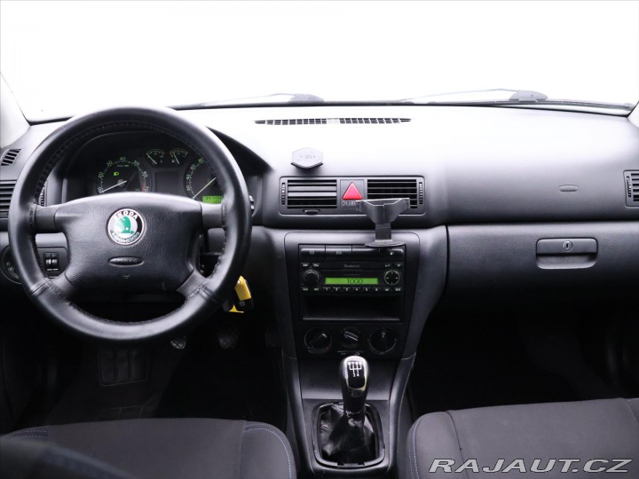 Škoda Octavia 2,0 i 85kW CZ Elegance 2003