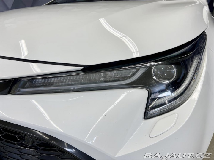 Toyota Corolla 2,0 HYBRID e-CVT TS COMFO 2021