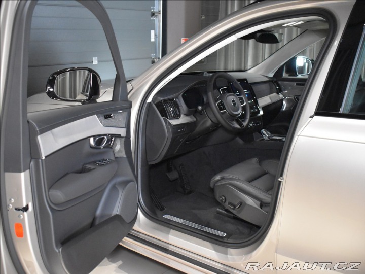 Volvo XC90 2,0 T8 Ultra Dark 2025