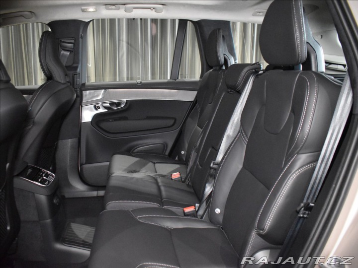 Volvo XC90 2,0 T8 Ultra Dark 2025
