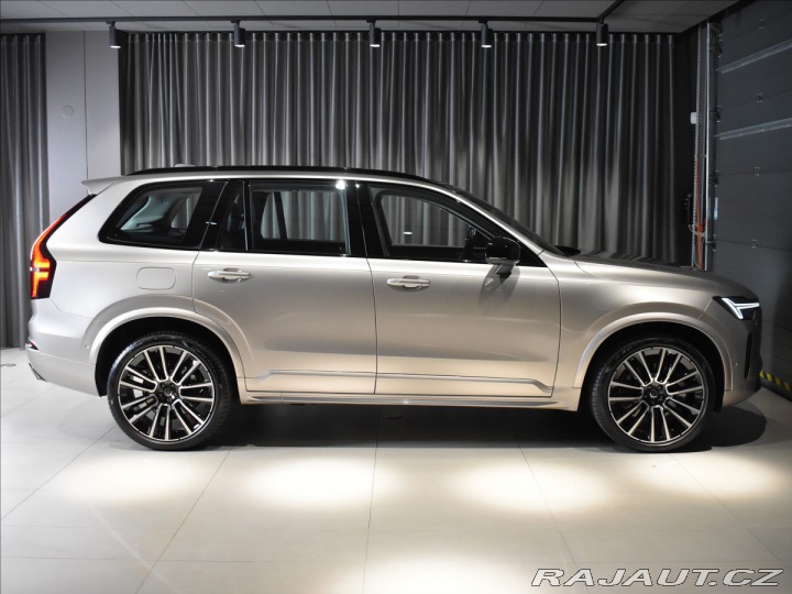 Volvo XC90 2,0 T8 Ultra Dark 2025