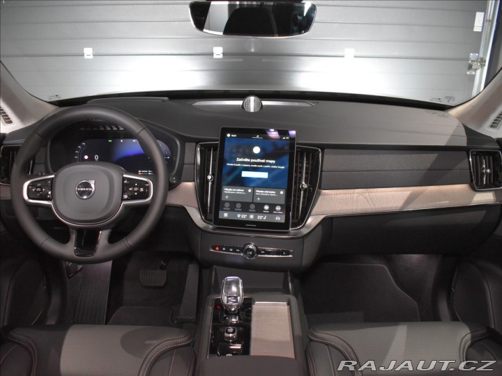 Volvo XC90 2,0 T8 Ultra Dark 2025