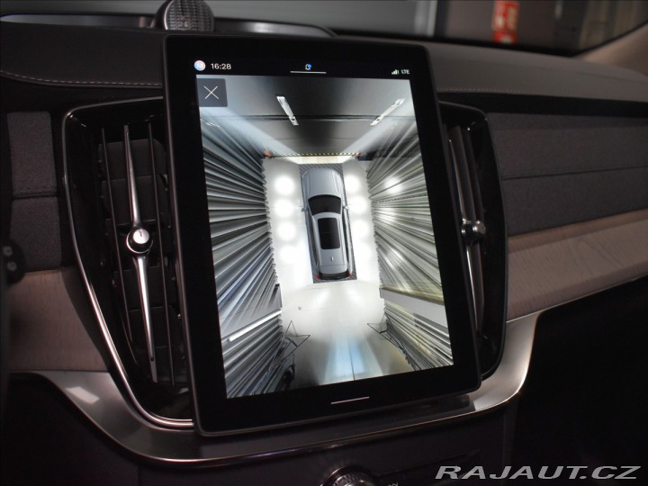 Volvo XC90 2,0 T8 Ultra Dark 2025