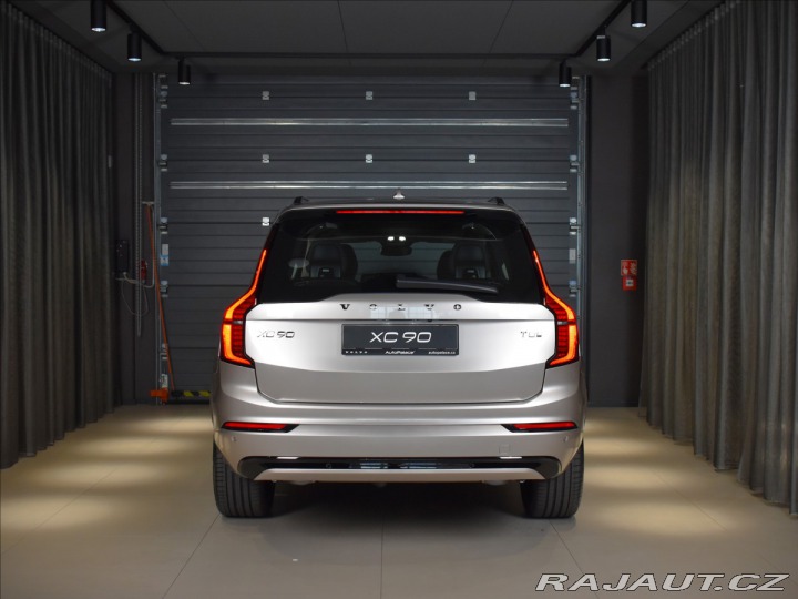 Volvo XC90 2,0 T8 Ultra Dark 2025