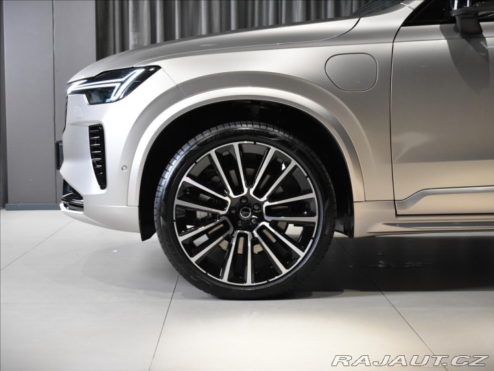 Volvo XC90 2,0 T8 Ultra Dark 2025