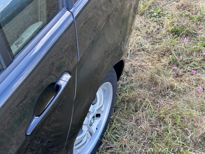 BMW 3 2,0 E90 318d 1800