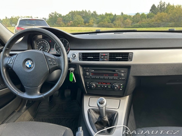 BMW 3 2,0 E90 318d 1800