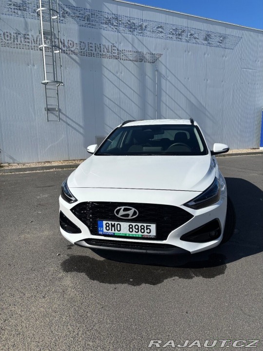 Hyundai i30 1,5 T-GDI MHEV Style FL 1800