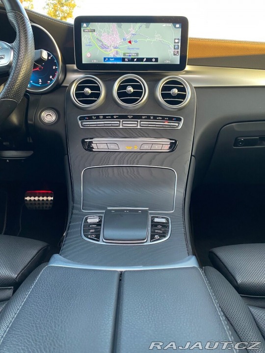 Mercedes-Benz GL GLC 400d, TOP stav 2021