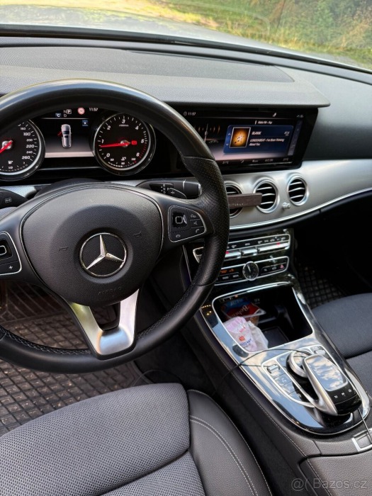 Mercedes-Benz E E 220 d