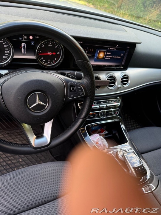 Mercedes-Benz E E 220 d 2018