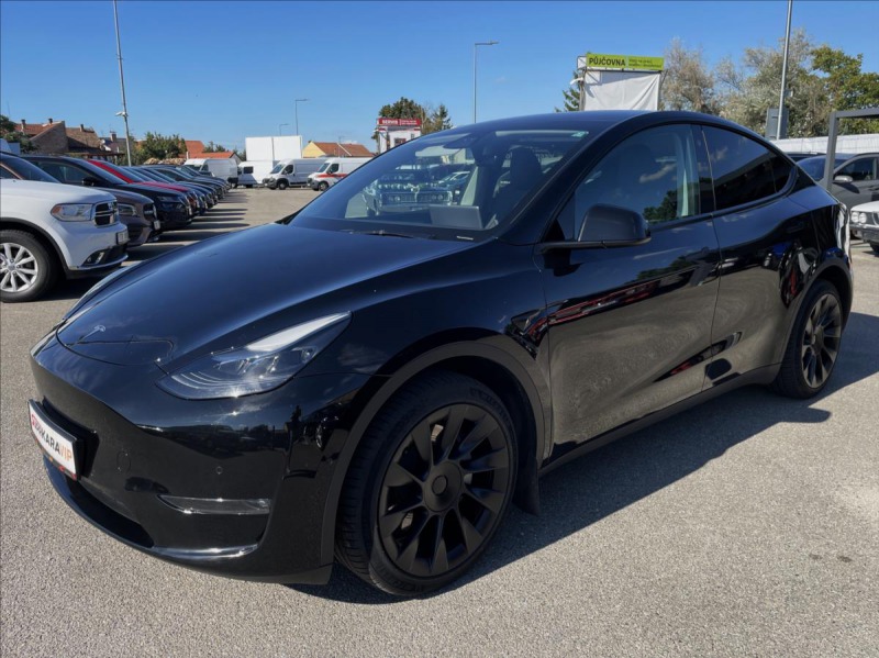 Tesla Model Y LR AWD R20*AMD*Záruka