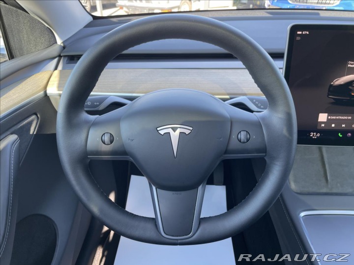 Tesla Model Y LR AWD R20*AMD*Záruka do 2022